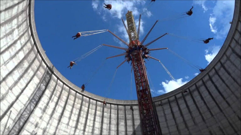 Wunderland Vertical Swing